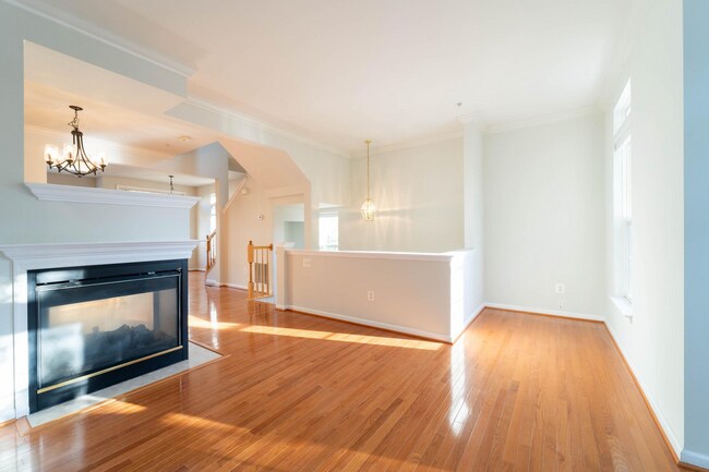 Foto del edificio - Dunn Loring Metro area Townhome