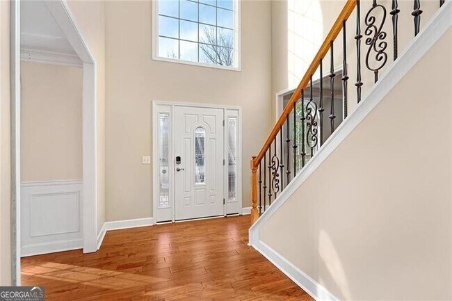 Foto del edificio - 560 Kimball Crest Ct