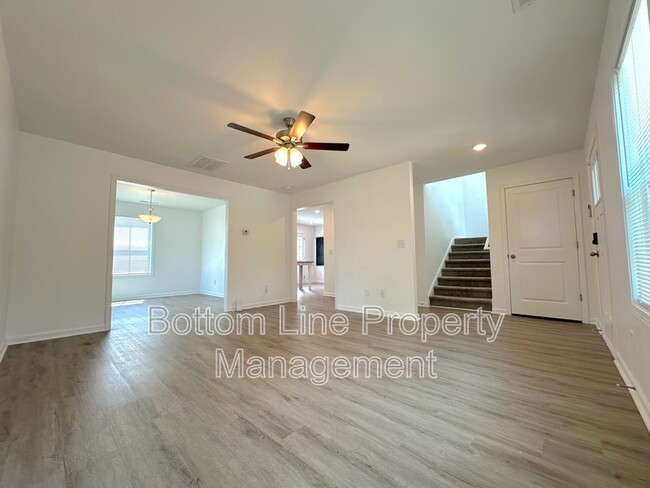 Foto del edificio - 224 Hampton Church Rd