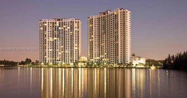 Foto del edificio - 2641 N Flamingo Rd