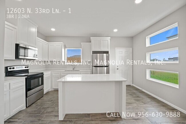 Foto del edificio - 12603 N 33rd Ln