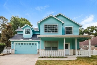 Building Photo - 409 Robinwood Dr