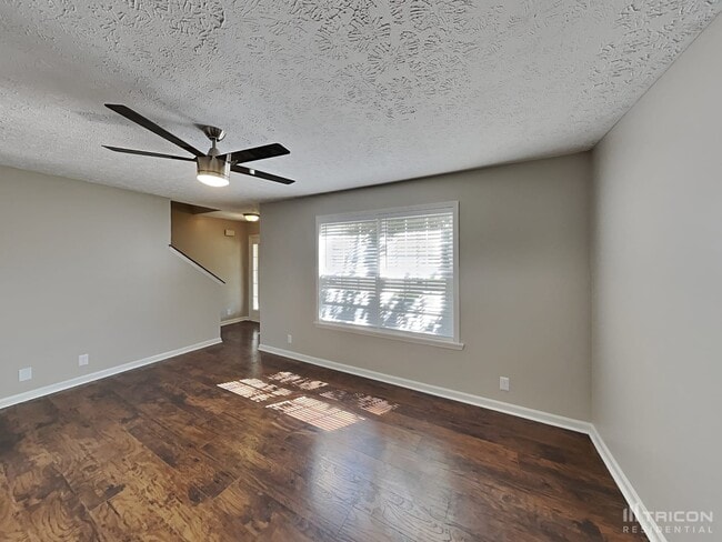 Building Photo - 2639 Apostle Ln