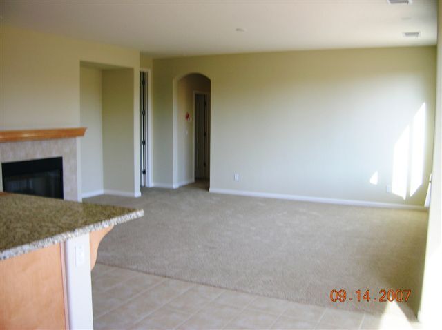 Foto del edificio - PROSPERITY WAY - BEAUTIFUL LARGE HOME