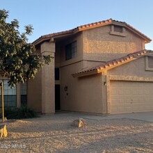 Building Photo - 5513 E Grovers Ave