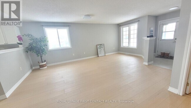 Building Photo - 82 Shalom Way