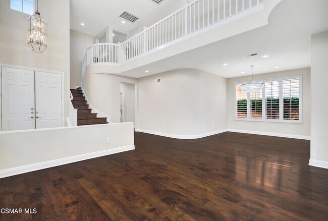 Building Photo - 3044 Ferncrest Pl
