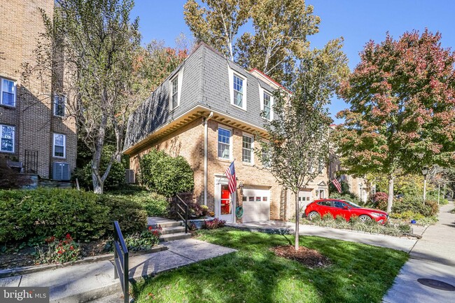 Building Photo - 2312 Sanford St