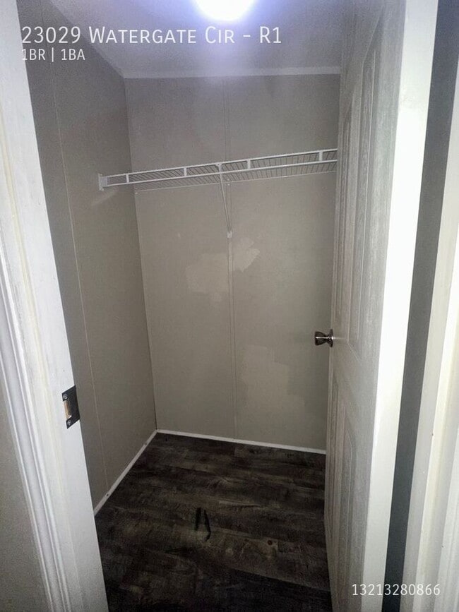 Building Photo - 23029 Watergate Cir
