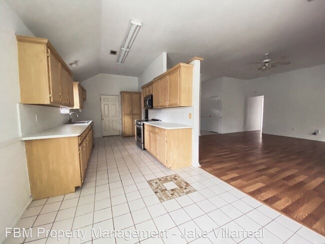 Building Photo - 3 br, 2 bath House - 217 Morene Ave