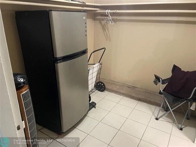 Photo - 26 Diplomat Pkwy Apartment