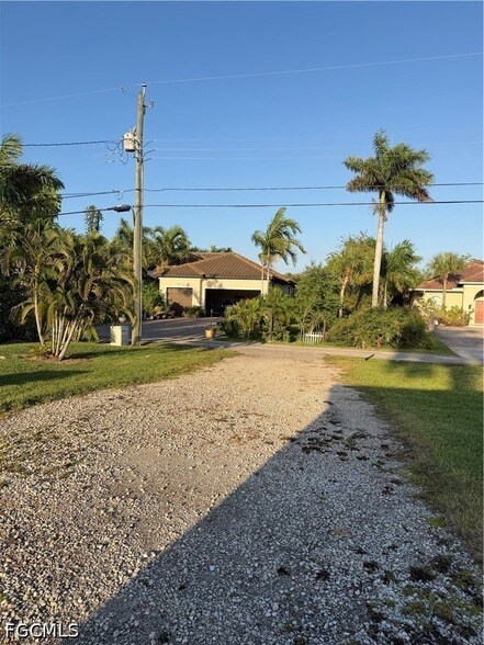 Foto del edificio - 14713 Kimberly Ln