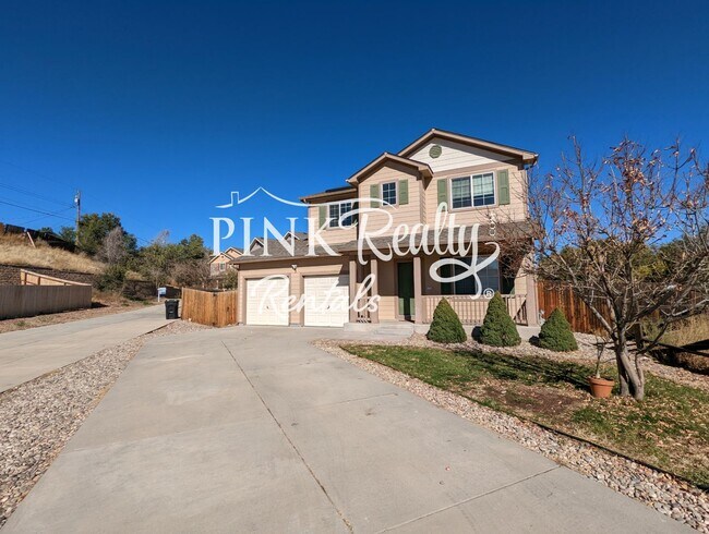 Photo - 5 Audubon Dr House