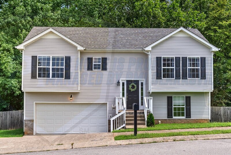 Foto principal - 1648 Broad Cir