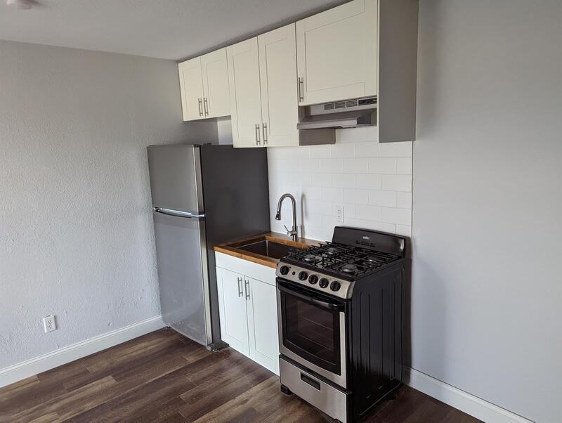 205 Oskaloosa St, Pella, IA 50219 Condo for Rent in Pella, IA