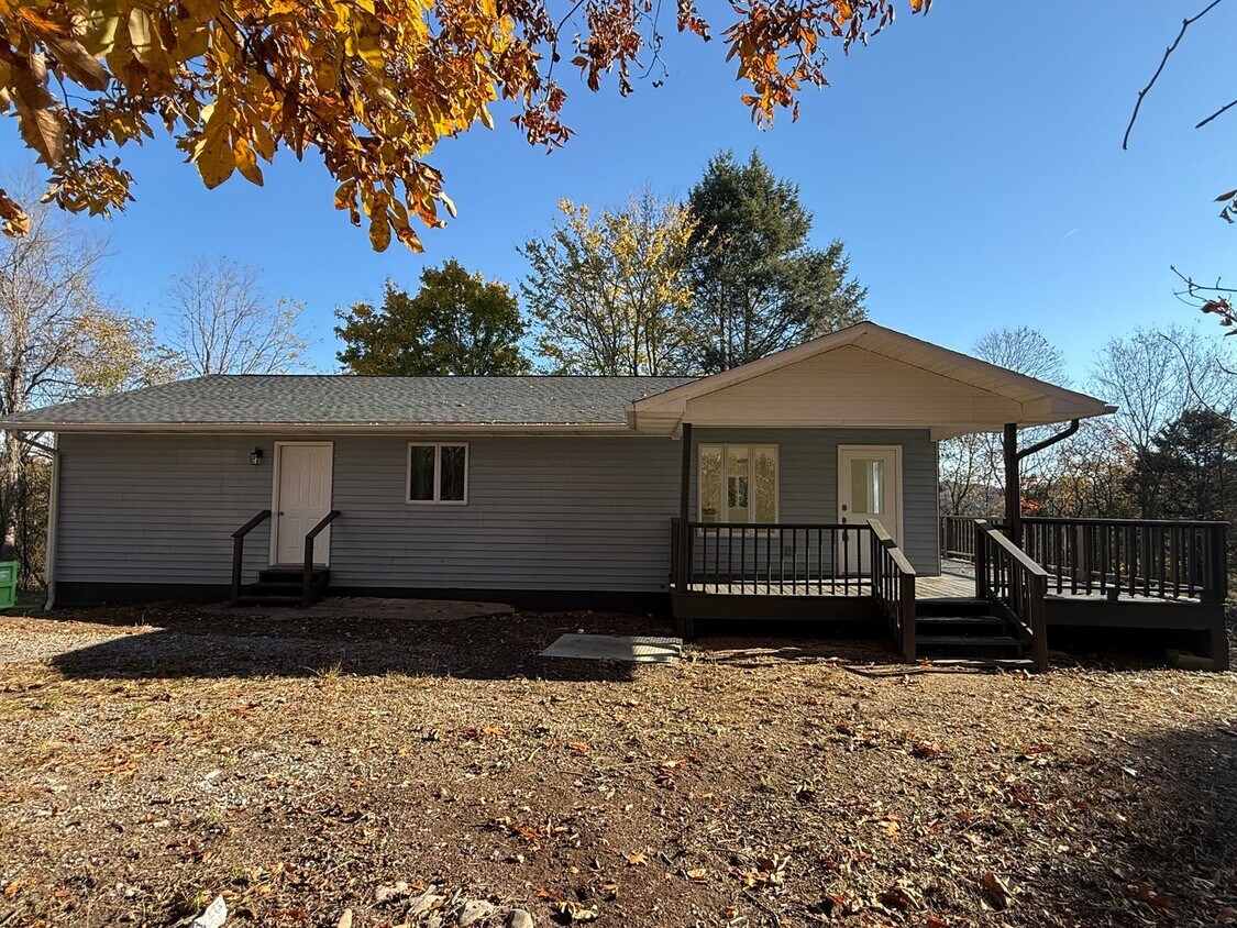 Foto principal - Newly renovated 3 Bedroom 3 Bathroom Home ...