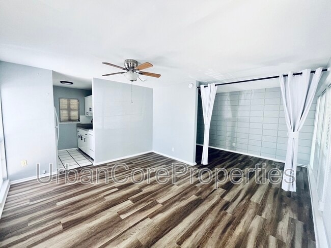 Building Photo - 311 24th Ave N