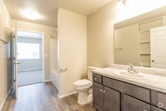 1BR, 1BA - 771 SF - The Ridge