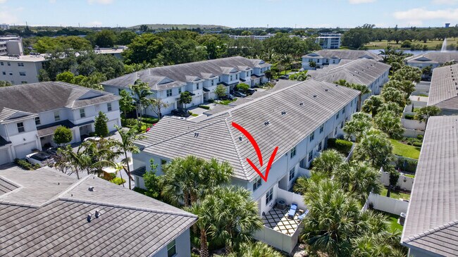 Building Photo - 1835 Sandpiper Pointe Pl