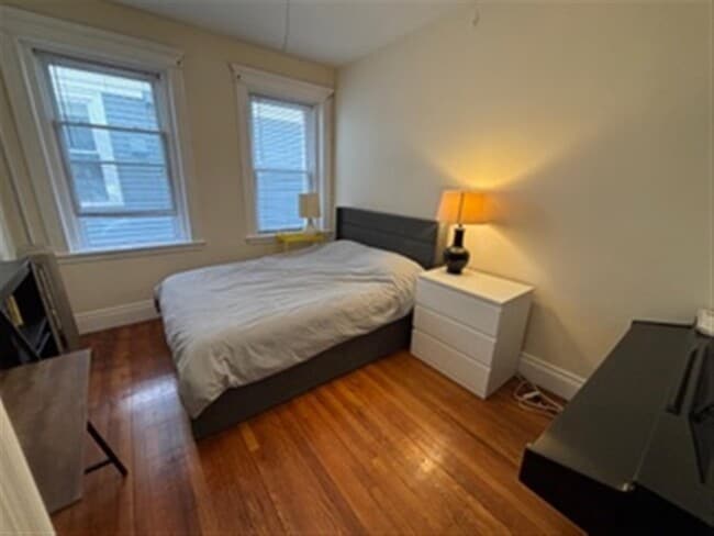 Foto del edificio - 72 Kirkland St