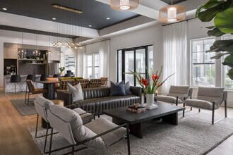 Building Photo - Evolve at Deep River