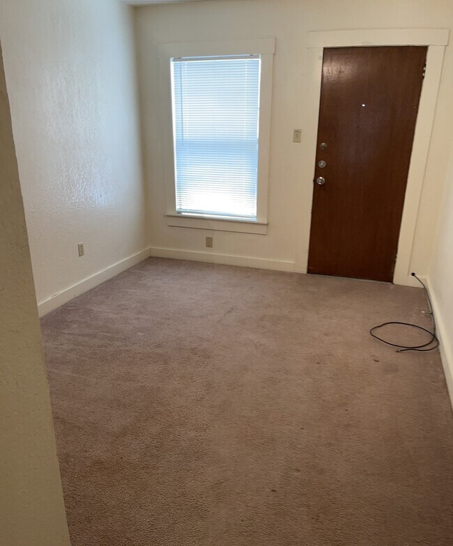 Bedroom 1 - 1604 Palm St