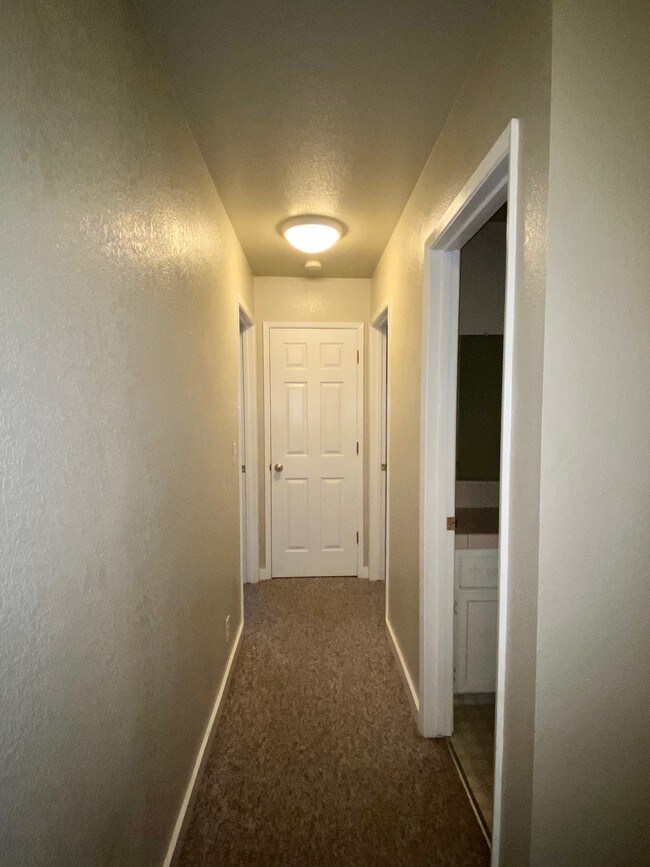 Foto del edificio - 526 Penstock Dr