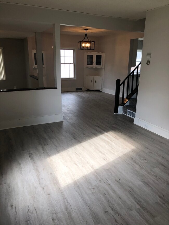 Living Room - 412 Lac Qui Parle Ave N
