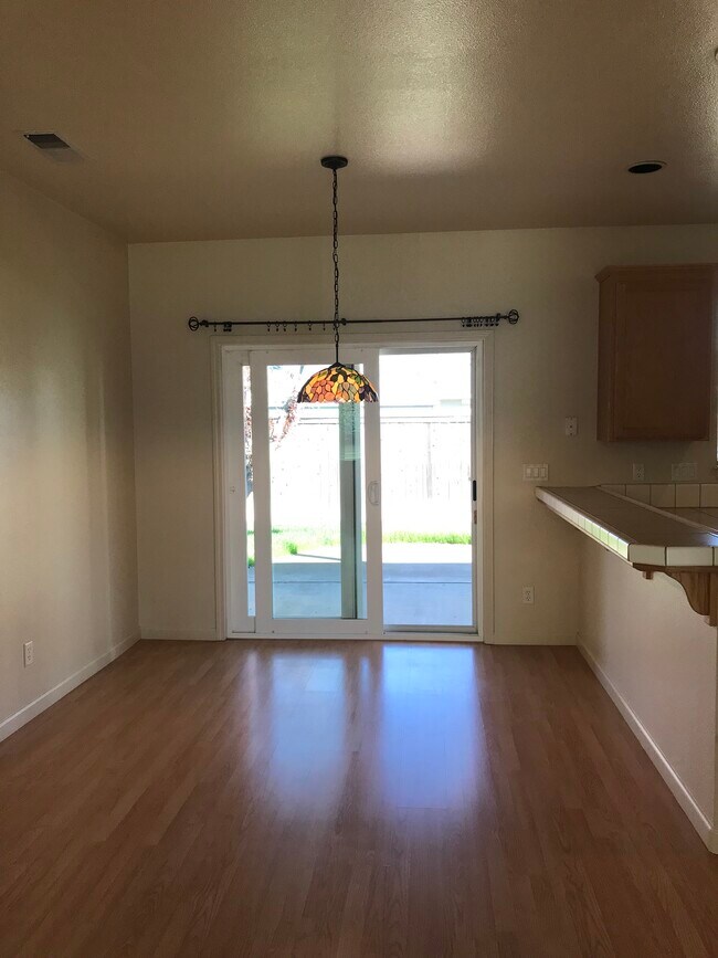 Foto del edificio - 15 Tierra Rosa Ln