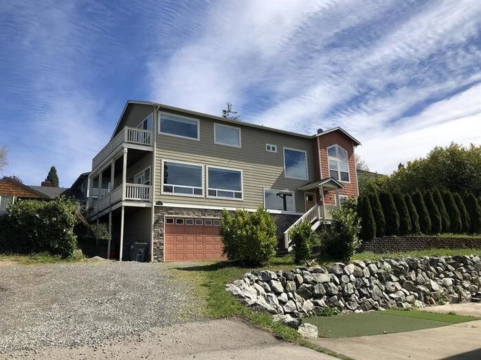 6521 Eastside Dr, WA 98422 House Rental in WA