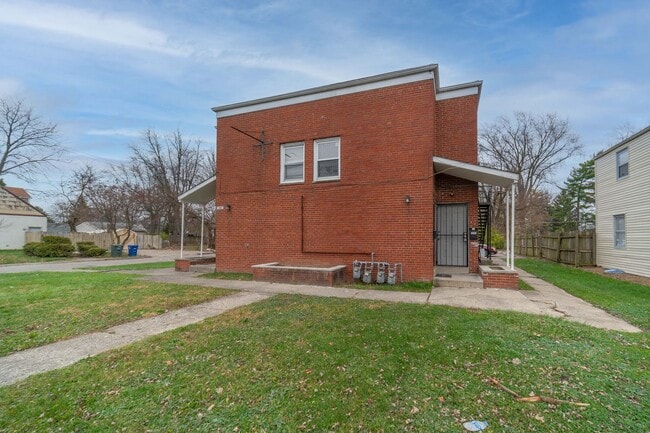 Foto del edificio - 3334 Maize Rd