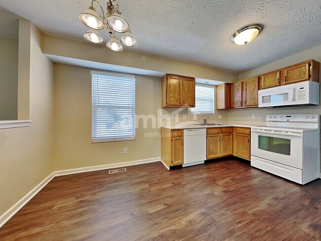 Building Photo - 315 Keswick Dr
