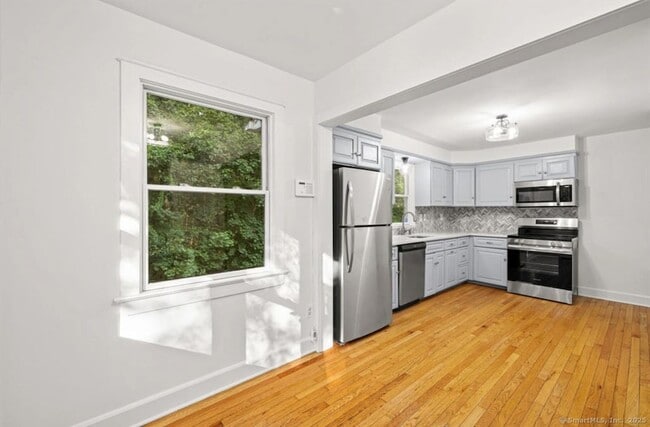 Foto del edificio - 412 Main St