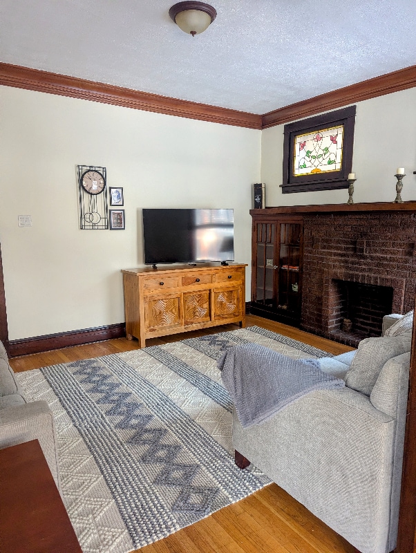 Foto del edificio - 3619 N Claremont Ave