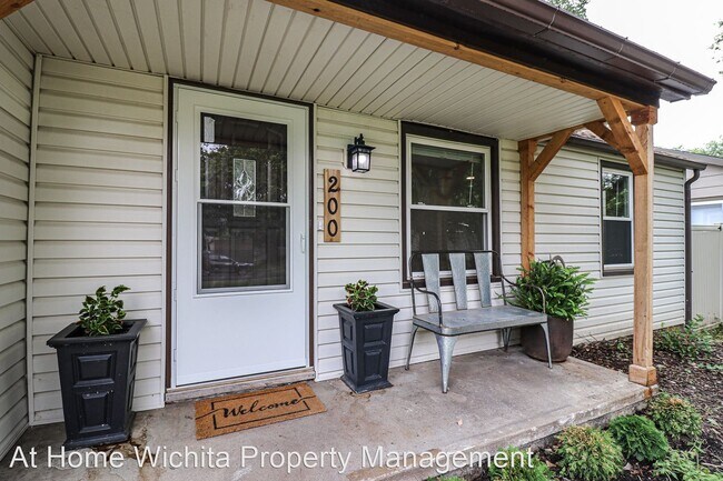 Foto del edificio - 2 br, 2 bath House - 200 S. Park St
