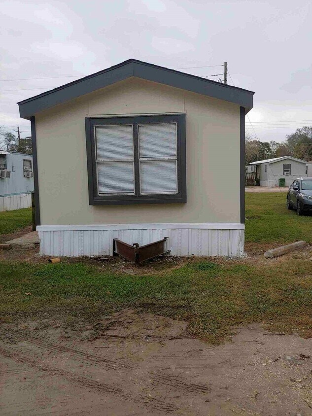 Foto principal - 1504 N Winfree St