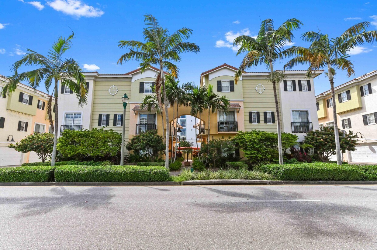 Foto principal - 150 NE 6th Ave