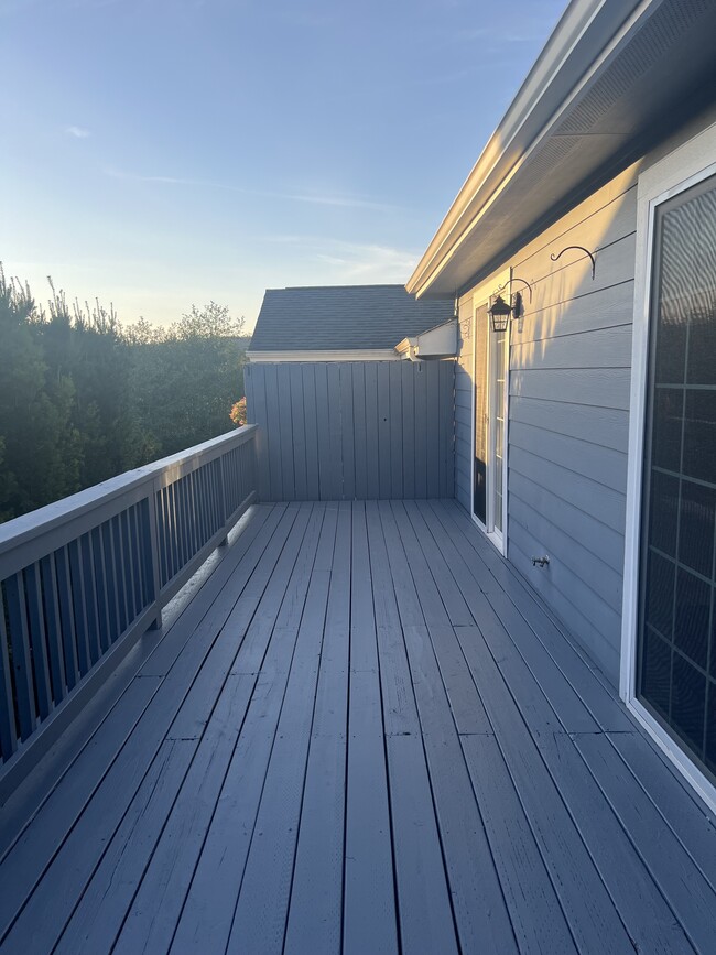 Building Photo - 301 Brant Ln