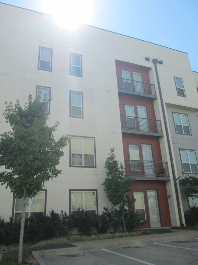 Taylors Farm Apartments Dallas, TX