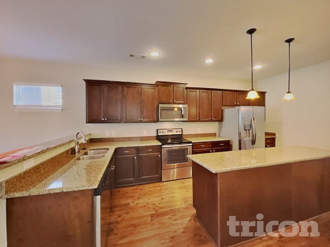 Building Photo - 1080 Paddock Park Cir
