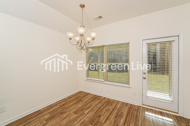 Foto del edificio - 6970 Brightwell Ln