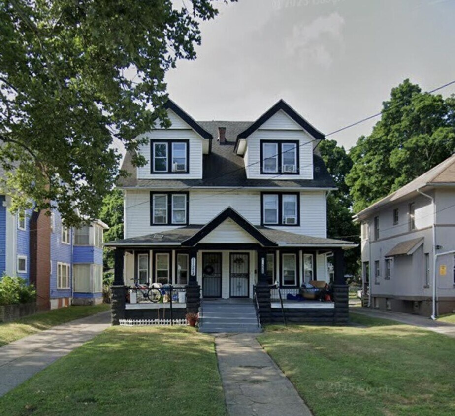 Primary Photo - 11226 Ashbury Ave