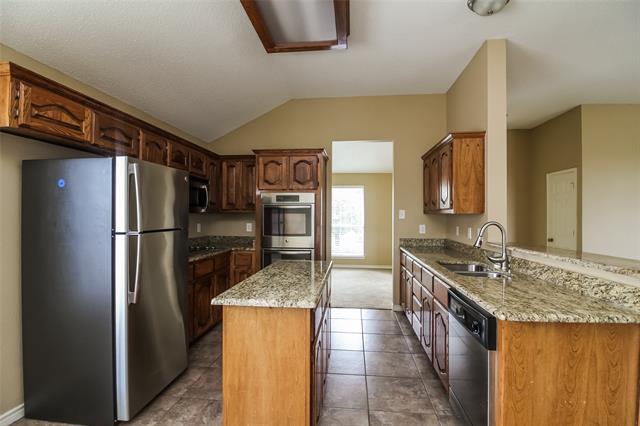 Building Photo - 3705 Rosewood Ln