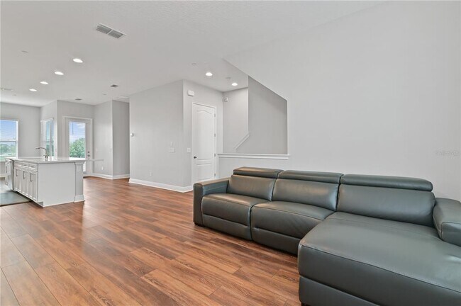 Building Photo - 8150 Elion St