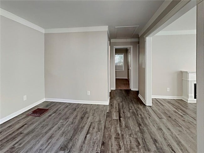 Building Photo - 5779 Hillside Dr NW