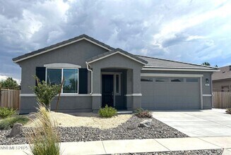 Building Photo - 3847 Serenghetti Dr