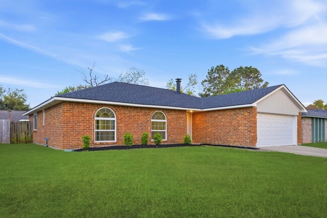 Building Photo - 7310 Sonnet Glen Ln