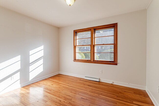 Foto del edificio - Price Improvement! 3 Bedroom 1 bath home i...