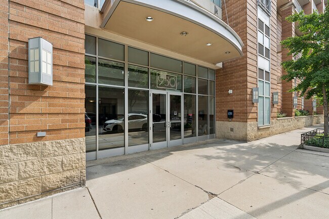Foto del edificio - 950 W Monroe St