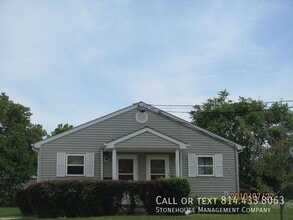 Building Photo - 133 E 24th St